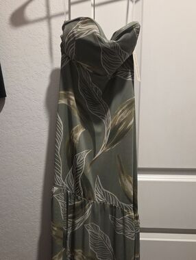 Derek Heart Strapless Leaf-Print Maxi Dress in Olive Green